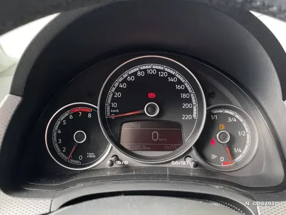 VOLKSWAGEN UP - voiture d'occasion - Photo 27