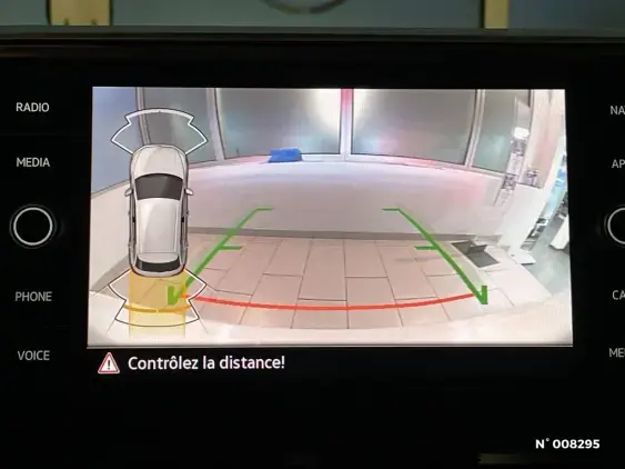 VOLKSWAGEN T-ROC II - voiture d'occasion - Photo 9