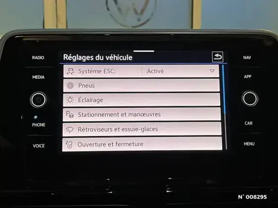 VOLKSWAGEN T-ROC II - voiture d'occasion - Photo 38