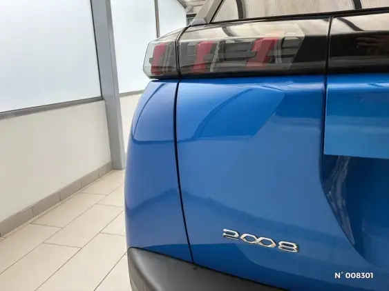 PEUGEOT 2008 II - voiture d'occasion - Photo 8