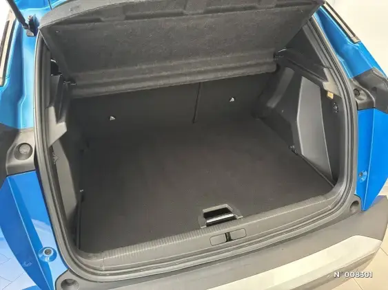 PEUGEOT 2008 II - voiture d'occasion - Photo 16