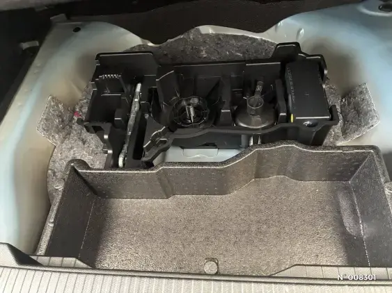 PEUGEOT 2008 II - voiture d'occasion - Photo 18