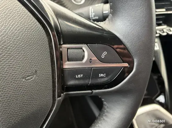 PEUGEOT 2008 II - voiture d'occasion - Photo 22