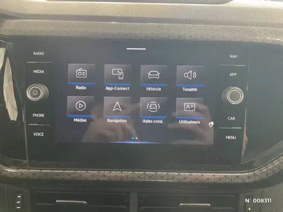 VOLKSWAGEN T-CROSS - voiture d'occasion - Photo 31