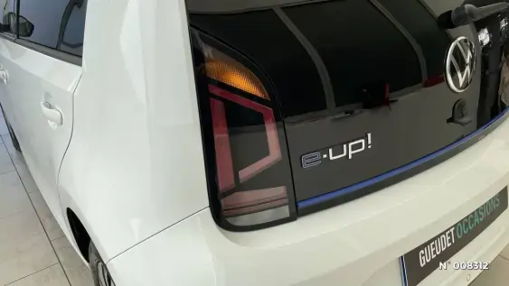 VOLKSWAGEN E-UP! II - voiture d'occasion - Photo 8
