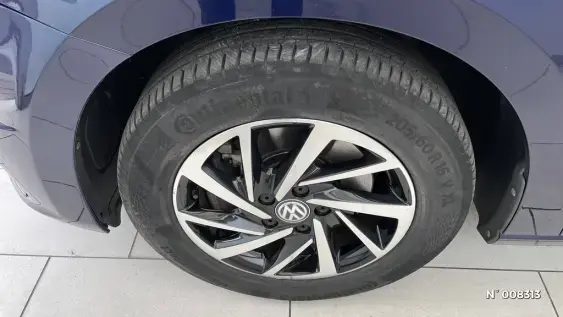 VOLKSWAGEN TOURAN - voiture d'occasion - Photo 12