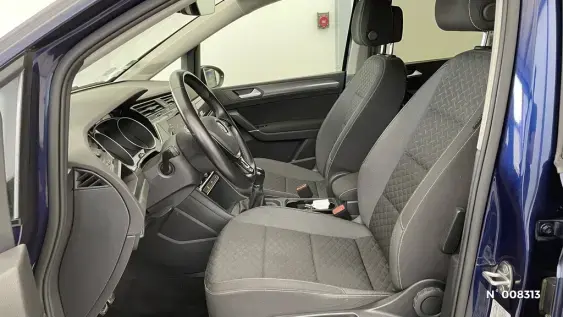 VOLKSWAGEN TOURAN - voiture d'occasion - Photo 16