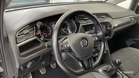 VOLKSWAGEN TOURAN - voiture d'occasion - Photo 17