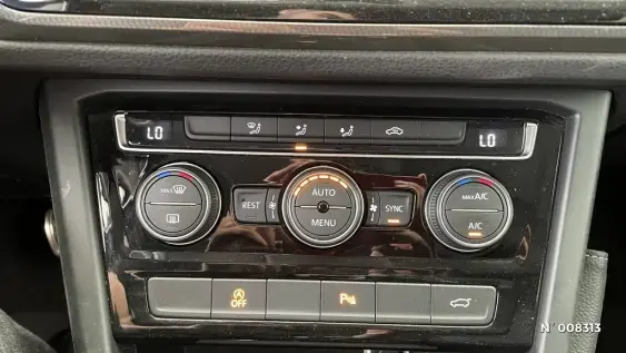 VOLKSWAGEN TOURAN - voiture d'occasion - Photo 30