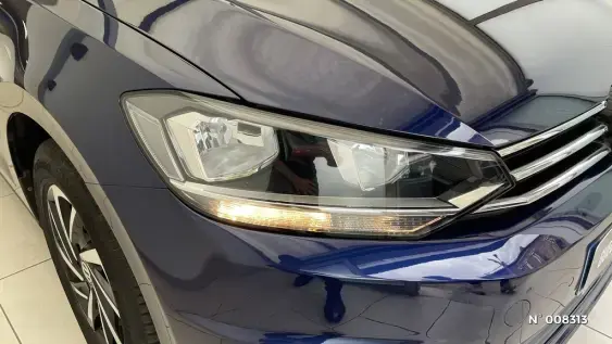 VOLKSWAGEN TOURAN - voiture d'occasion - Photo 10
