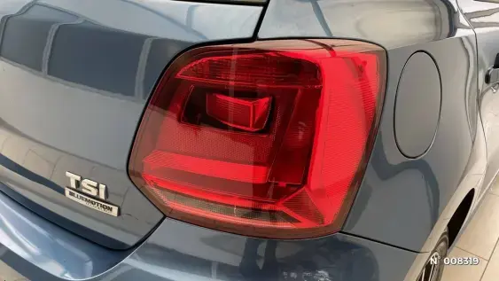 VOLKSWAGEN POLO V - voiture d'occasion - Photo 8