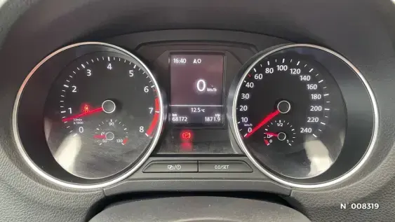 VOLKSWAGEN POLO V - voiture d'occasion - Photo 27