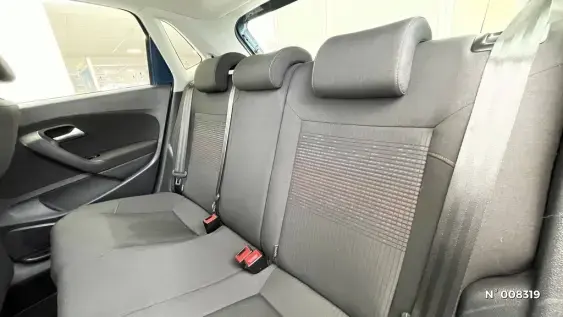VOLKSWAGEN POLO V - voiture d'occasion - Photo 35