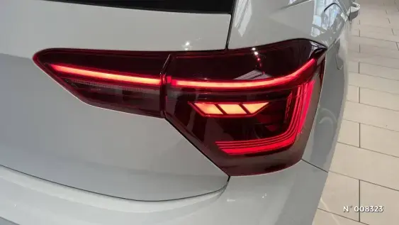 VOLKSWAGEN POLO V - voiture d'occasion - Photo 2