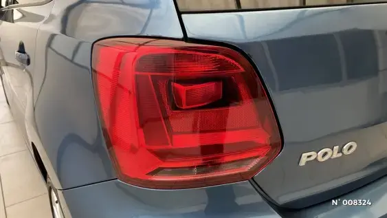 VOLKSWAGEN POLO V - voiture d'occasion - Photo 9