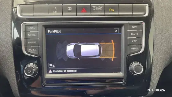 VOLKSWAGEN POLO V - voiture d'occasion - Photo 27