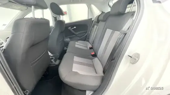 VOLKSWAGEN POLO V - voiture d'occasion - Photo 27