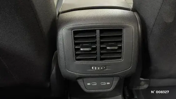 VOLKSWAGEN T-ROC II - voiture d'occasion - Photo 38