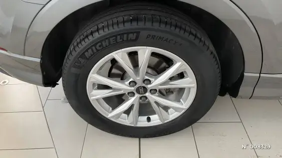 AUDI Q3 - voiture d'occasion - Photo 2
