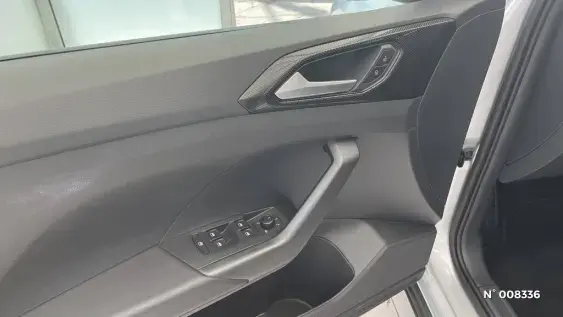 VOLKSWAGEN T-CROSS - voiture d'occasion - Photo 20