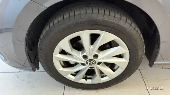 VOLKSWAGEN POLO V - voiture d'occasion - Photo 8