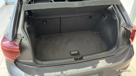 VOLKSWAGEN POLO V - voiture d'occasion - Photo 12