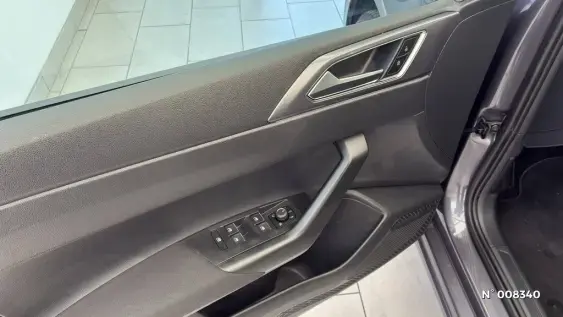 VOLKSWAGEN POLO V - voiture d'occasion - Photo 17