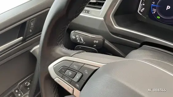 VOLKSWAGEN TIGUAN III - voiture d'occasion - Photo 19