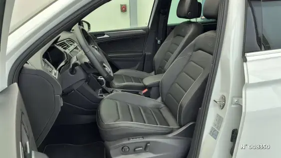 VOLKSWAGEN TIGUAN III - voiture d'occasion - Photo 17