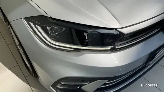 VOLKSWAGEN POLO V - voiture d'occasion - Photo 11