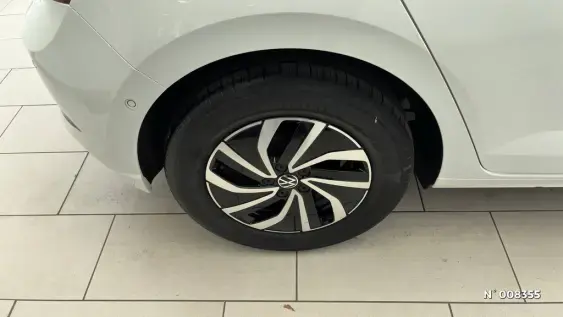 VOLKSWAGEN POLO V - voiture d'occasion - Photo 5