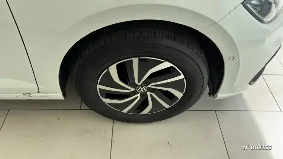 VOLKSWAGEN POLO V - voiture d'occasion - Photo 2