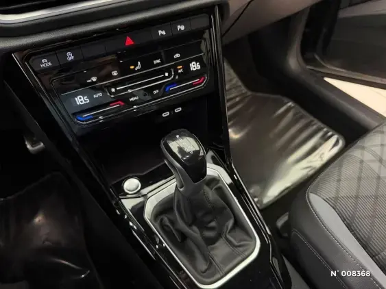 VOLKSWAGEN T-ROC II - voiture d'occasion - Photo 18