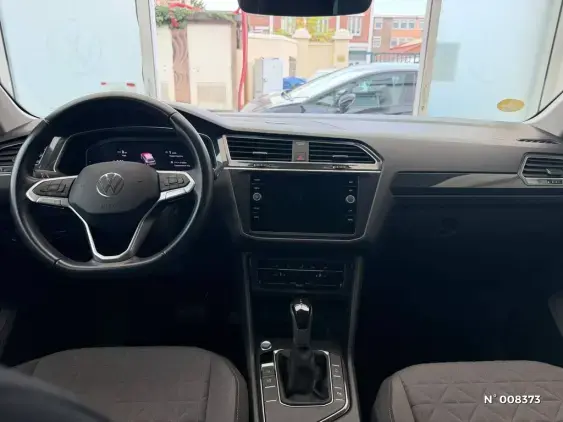 VOLKSWAGEN TIGUAN III - voiture d'occasion - Photo 15