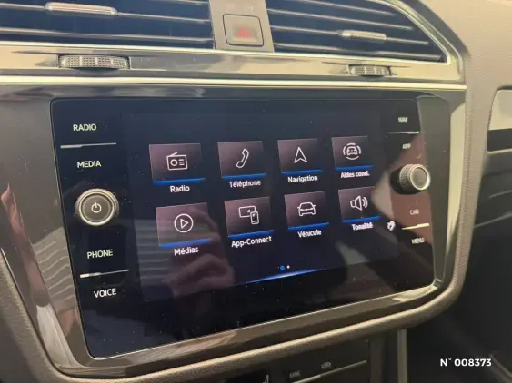 VOLKSWAGEN TIGUAN III - voiture d'occasion - Photo 19