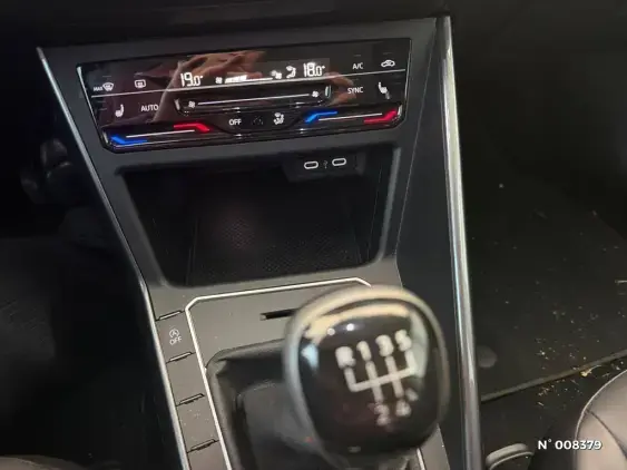 VOLKSWAGEN POLO V - voiture d'occasion - Photo 22