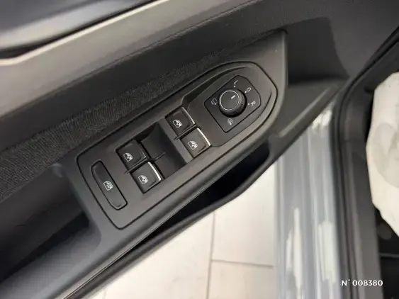 VOLKSWAGEN GOLF V - voiture d'occasion - Photo 23