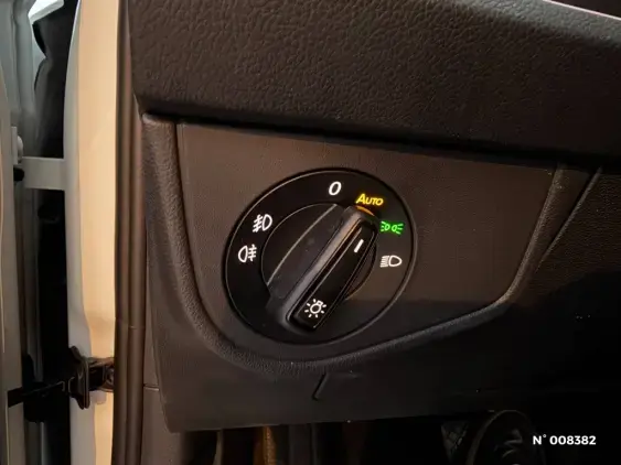 VOLKSWAGEN POLO V - voiture d'occasion - Photo 15