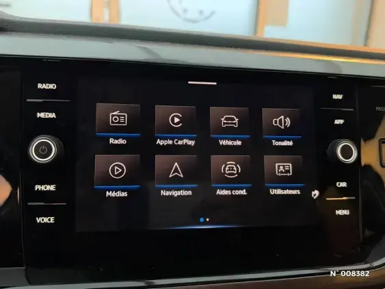 VOLKSWAGEN POLO V - voiture d'occasion - Photo 19