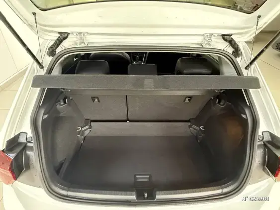 VOLKSWAGEN POLO V - voiture d'occasion - Photo 12