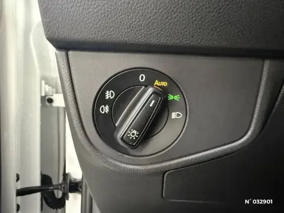 VOLKSWAGEN POLO V - voiture d'occasion - Photo 28