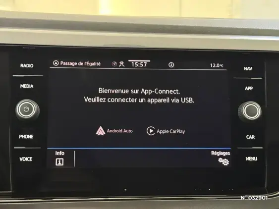 VOLKSWAGEN POLO V - voiture d'occasion - Photo 34