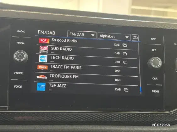 VOLKSWAGEN POLO V - voiture d'occasion - Photo 30