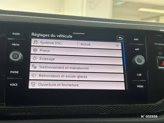 VOLKSWAGEN POLO V - voiture d'occasion - Photo 34