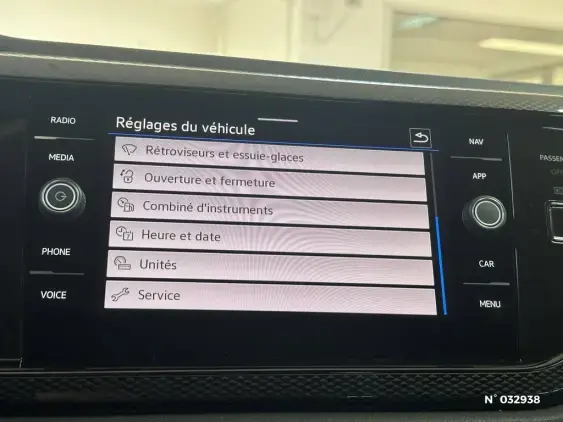 VOLKSWAGEN POLO V - voiture d'occasion - Photo 35