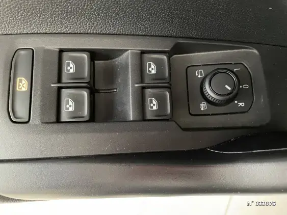 VOLKSWAGEN T-CROSS - voiture d'occasion - Photo 5
