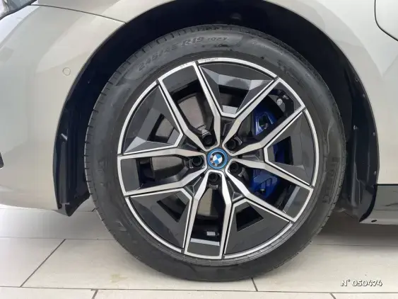 BMW SERIE 5 BERLINE G60 - voiture d'occasion - Photo 8