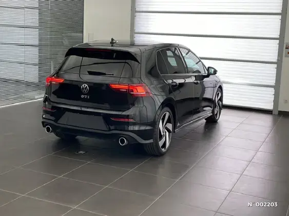 VOLKSWAGEN GOLF VIII - voiture d'occasion - Photo 3