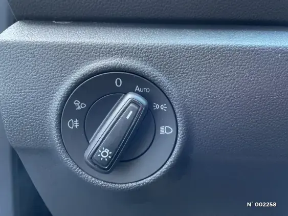 VOLKSWAGEN T-ROC II - voiture d'occasion - Photo 13