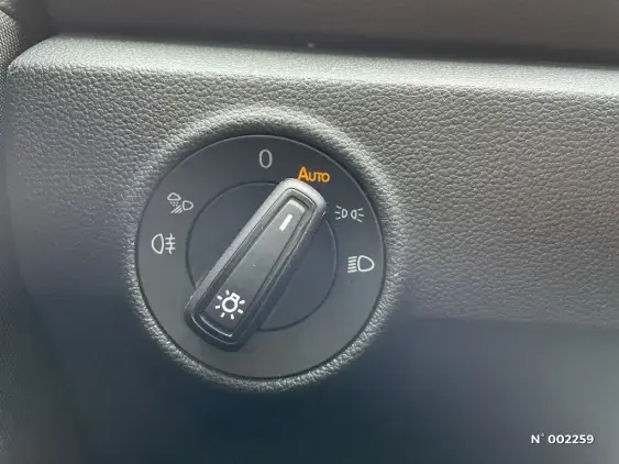 VOLKSWAGEN T-ROC II - voiture d'occasion - Photo 13